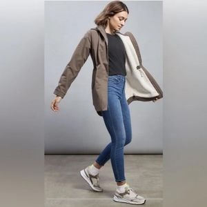 Athleta Skulptek skinny jeans